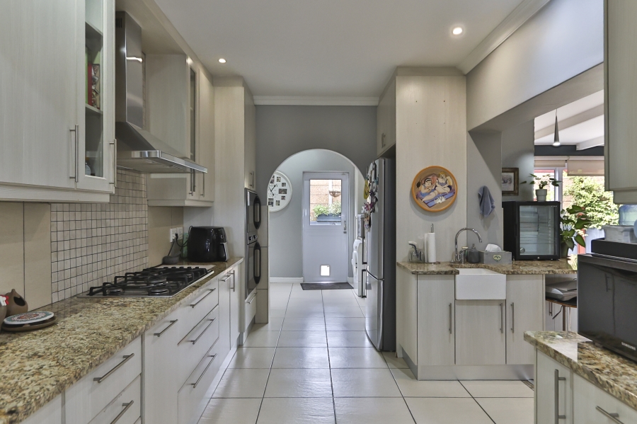 3 Bedroom Property for Sale in Helena Heights Western Cape